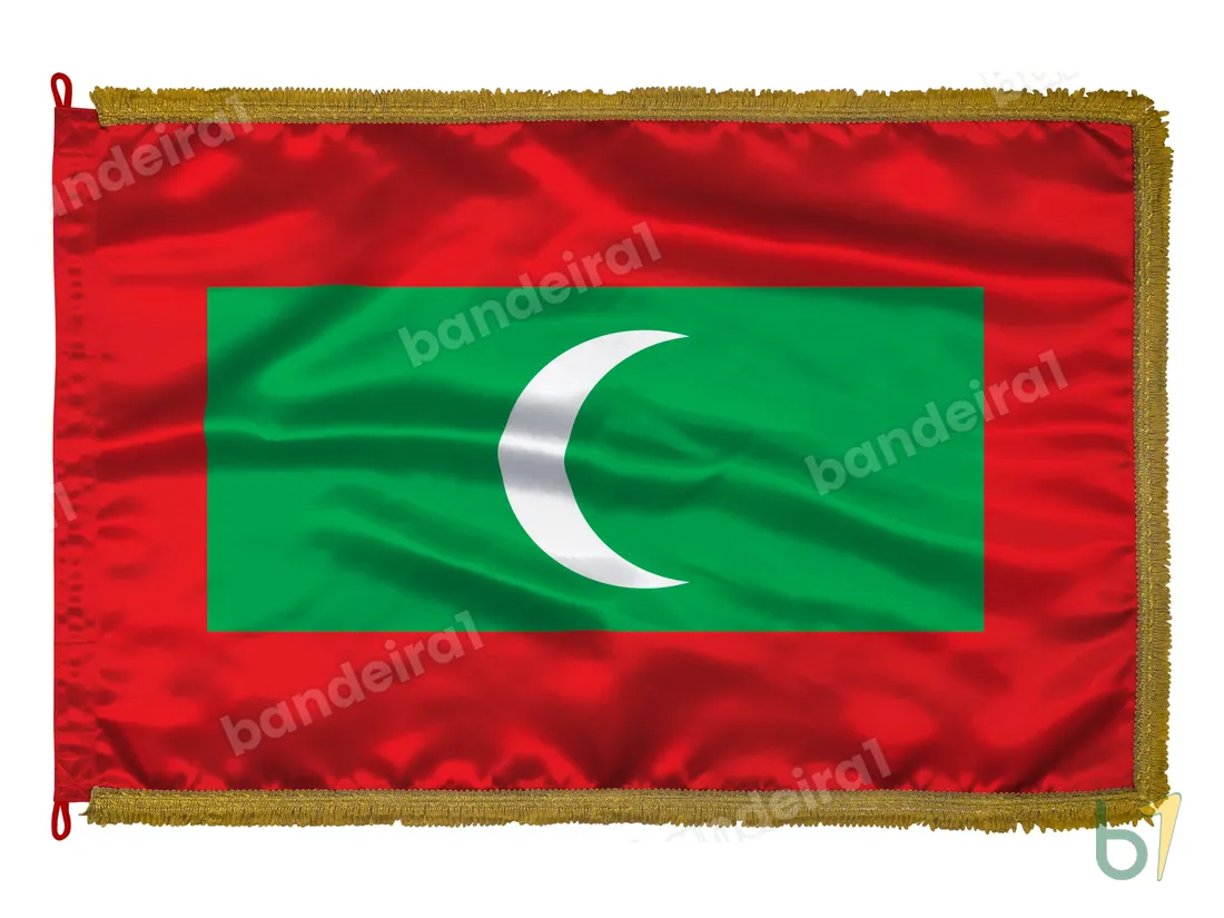 Bandeira das Maldivas — cetim com franja ouro velho